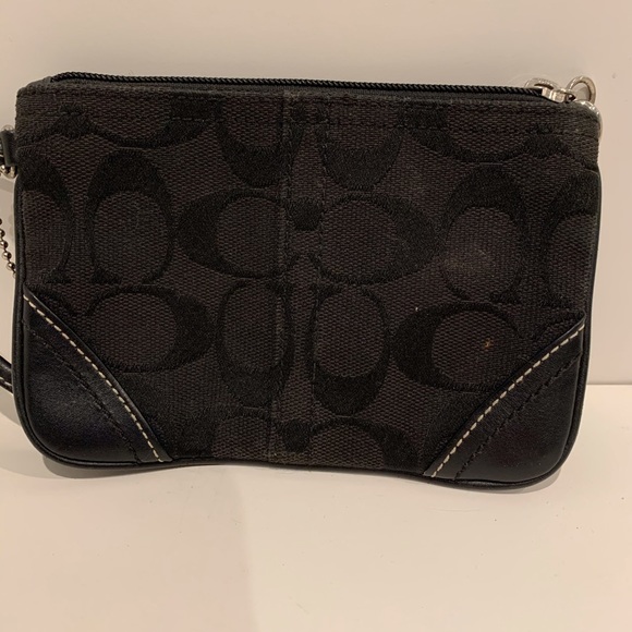 Coach wristlet - Picture 2 of 3